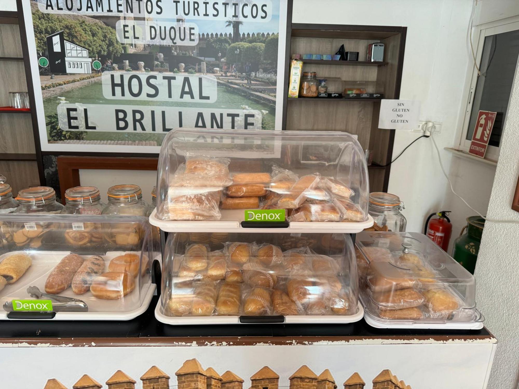 Hostal El Brillante - Alojamientos El Duque กอร์โดบา ภายนอก รูปภาพ